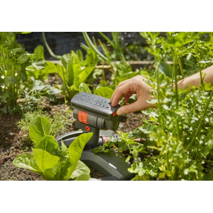 Irrigatore oscillante Gardena AquaZoom compact superficie regolabile 9-216 m² Irrigatore oscillante Gardena AquaZoom compact superficie regolabile 9-216 m²