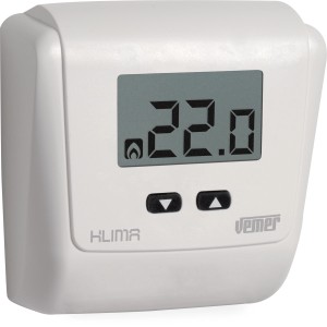 Termostato ambiente digitale t.b.t. bianco per il controllo della temperatura.