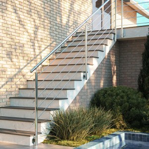 Scala con ringhiera in acciaio inox. Accessori per scale e ringhiere.