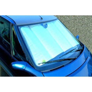 Parasole auto t.b.t. su parabrezza blu