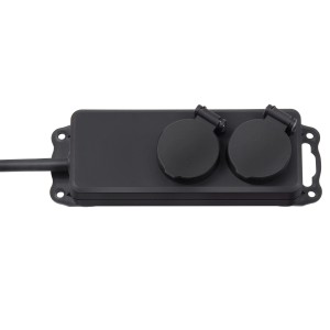 Distributore di prese Brennenstuhl con 2 prese e protezione IP44 per uso esterno.