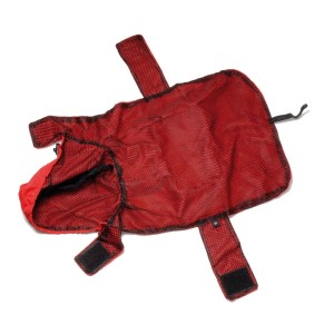 Abbigliamento per cani t.b.t. rosso con chiusure in velcro per una tenuta ottimale.