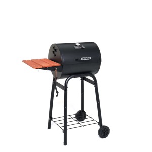 Barbecue a carbonella nero con ripiano in legno.