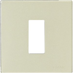 Placca t.b.t. per interruttori e prese.