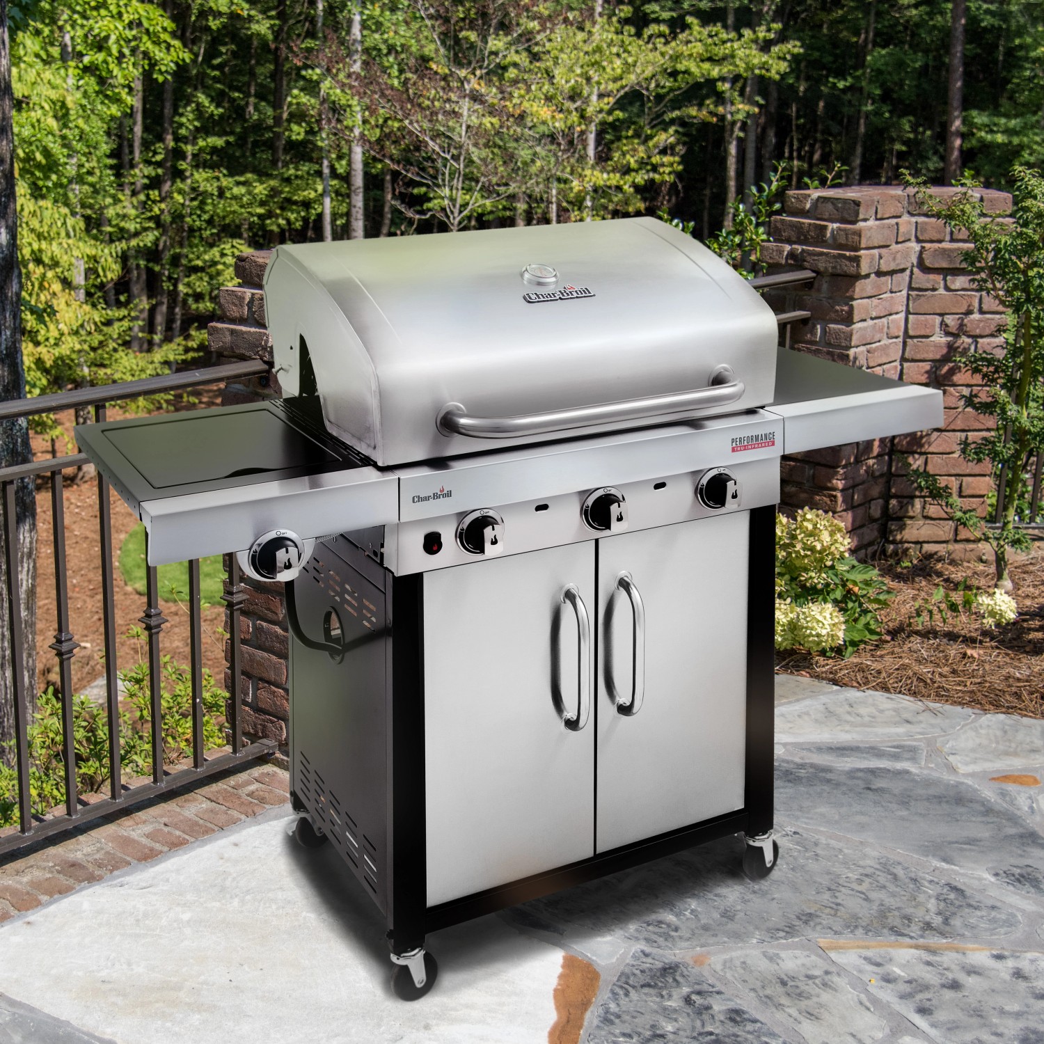 Barbecue a gas Char Broil Performance 340 S