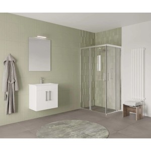 Set bagno moderno con mobile lavabo, specchio e doccia. Arredo bagno per un ambiente elegante.