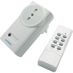 Presa wireless Avidsen con telecomando per la domotica.