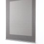 Tenda a rullo t.b.t. grigia, chiusa, per finestre. Privacy e oscuramento.