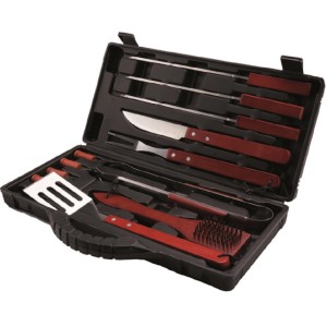 Set accessori barbecue in valigetta: utensili, spiedini, pinze, coltello e spazzola.