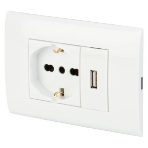 Presa bianca con porta USB per placche e comandi t.b.t.