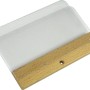 t.b.t. Utensile creativo con manico in legno e lama trasparente.