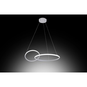 Moderna lampada a sospensione a LED con due anelli intrecciati.