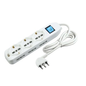 Ciabatta t.b.t. bianca con tre prese e interruttore.