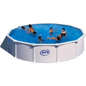 Piscina fuori terra Gre Atlantis bianca, Ø 550 cm, con persone che nuotano.
