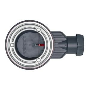 Sifone doccia grigio, vista dall'alto. Raccordo di scarico con bordo in metallo.