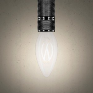 Lampadina LED E14 a forma di goccia con base nera. A risparmio energetico e decorativa.