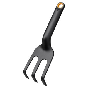 Rastrello per fiori Fiskars Solid con 3 denti per smuovere il terreno e rimuovere le erbacce.