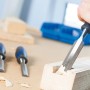 Set scalpelli LUX-TOOLS Comfort, 4 pezzi in uso. Lavorazione del legno con scalpello.