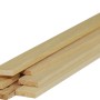 Pila di listelli in legno Listelli naturali piallati.