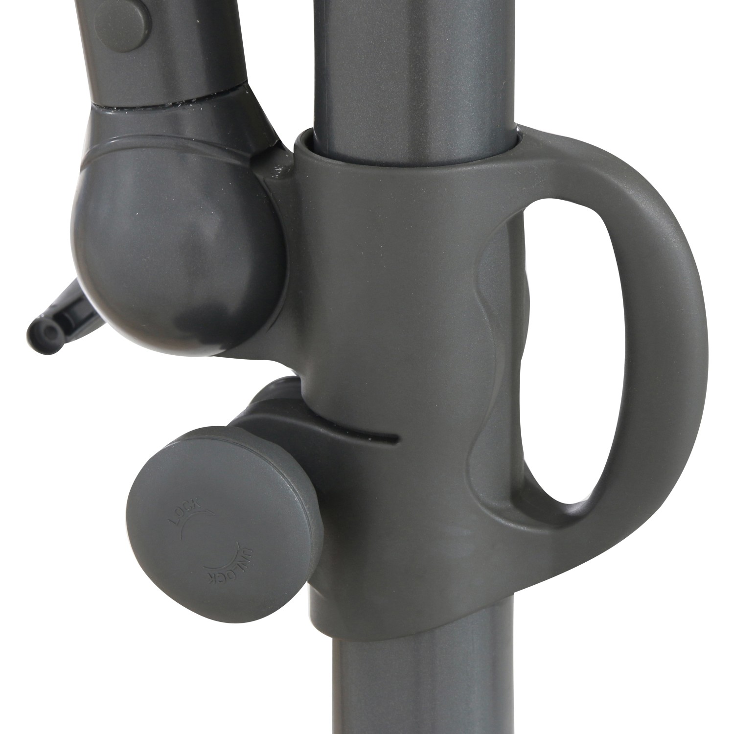 Dettaglio: meccanismo di rotazione e manovella dell'ombrellone a braccio Cocoa Beach beige.