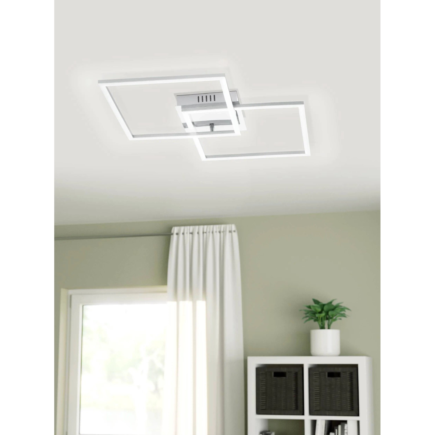 Moderna plafoniera LED Eglo Palmaves 1, alluminio spazzolato, con due elementi luminosi quadrati.