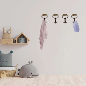 Appendiabiti da parete con quattro ganci, ideale per cameretta o ingresso. Organizer armadio.