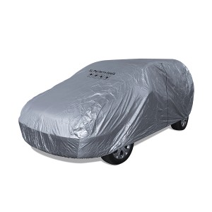 Copertura auto argentata per protezione da gelo e intemperie.