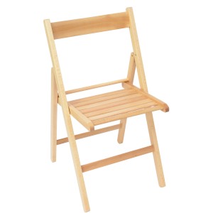 Sedia pieghevole in legno per giardino.