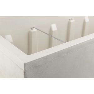 Dettaglio del vaso per piante Deroma Millennium bianco perla (39x99,3x37,6 cm).