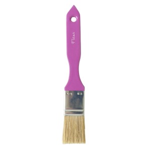 Pennello con manico viola per dipingere.