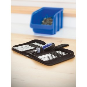 t.b.t. Set di cacciaviti in custodia nera con vari inserti.