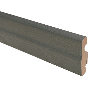 Battiscopa grigio (Battiscopa) con dettaglio venatura del legno.