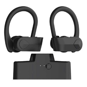 Cuffie t.b.t. nere con custodia di ricarica per interni auto.