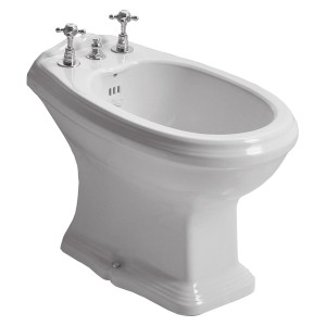 Bidet t.b.t. bianco con rubinetteria, vista frontale.