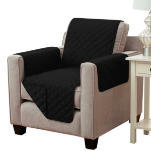 Copripoltrona trapuntato nero con braccioli di t.b.t.