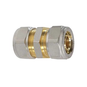 Connettore t.b.t. color ottone per tubi multistrato.