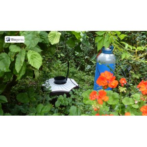 Trappola per zanzare Biogents BG-Mosquitaire in giardino, protezione dagli insetti senza insetticidi.