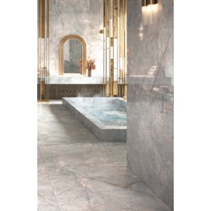 Elegante bagno con piastrelle per pavimenti grigie effetto marmo.