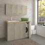 Set di mobili da bagno moderni con lavabo, mobile base e pensili effetto cemento.