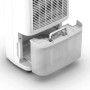 Dettaglio: Serbatoio dell'acqua estraibile di un deumidificatore.