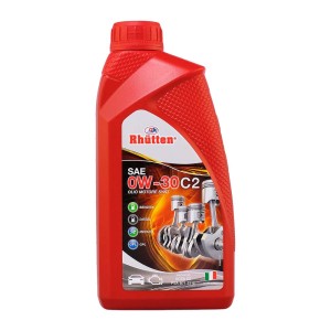Olio motore Rhütten SAE 0W-30 C2 in flacone rosso per motori benzina, diesel, metano e GPL.