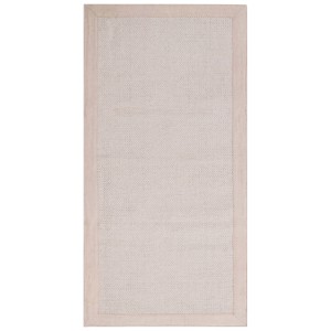 Tappeto t.b.t. rettangolare beige con bordo stretto.