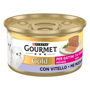 Purina Gourmet Gold cibo umido per gatti mousse con vitello in vaschetta.