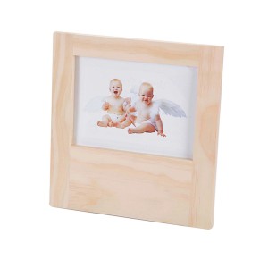 Cornice in legno per forniture artistiche, legno chiaro, quadrata.