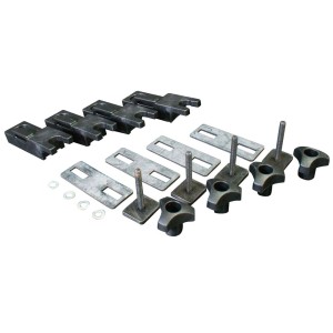 t.b.t. Accessori per il trasporto, composto da piastre metalliche, viti e elementi di fissaggio.