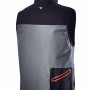 Gilet da lavoro grigio con tasca e zip. Parte della categoria abbigliamento da lavoro.