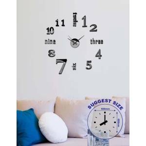 Orologio da parete fai-da-te con numeri e lancette neri, diametro circa 60 cm.