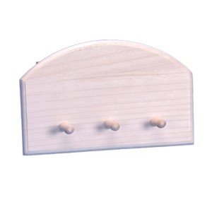 Tavola di legno con tre ganci per forniture artistiche, non trattata.