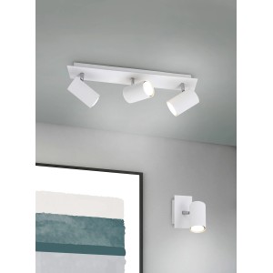 Lampada da soffitto bianca Trio Spot Marley, 1 luce e applique in un soggiorno moderno.