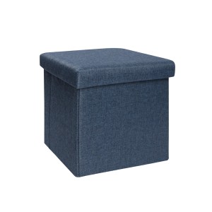 Pouf t.b.t. blu di forma quadrata.